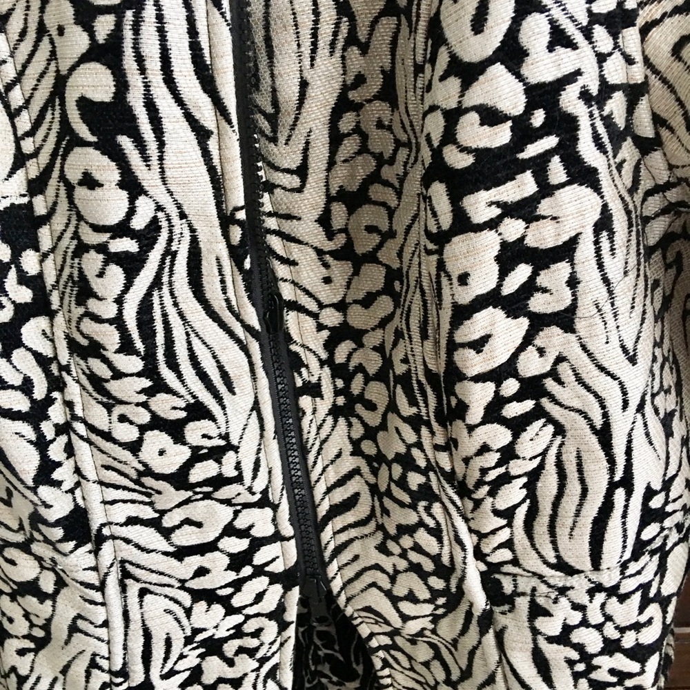 Reversible two toned jacket - Picture 4 of 5